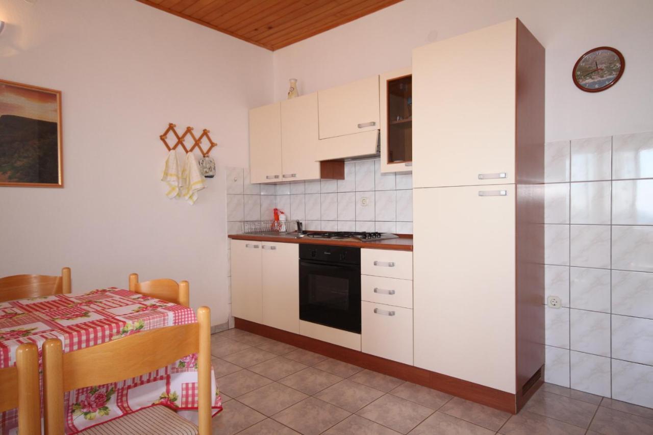 Apartments With A Parking Space Ivan Dolac, Hvar - 8797 Exterior foto
