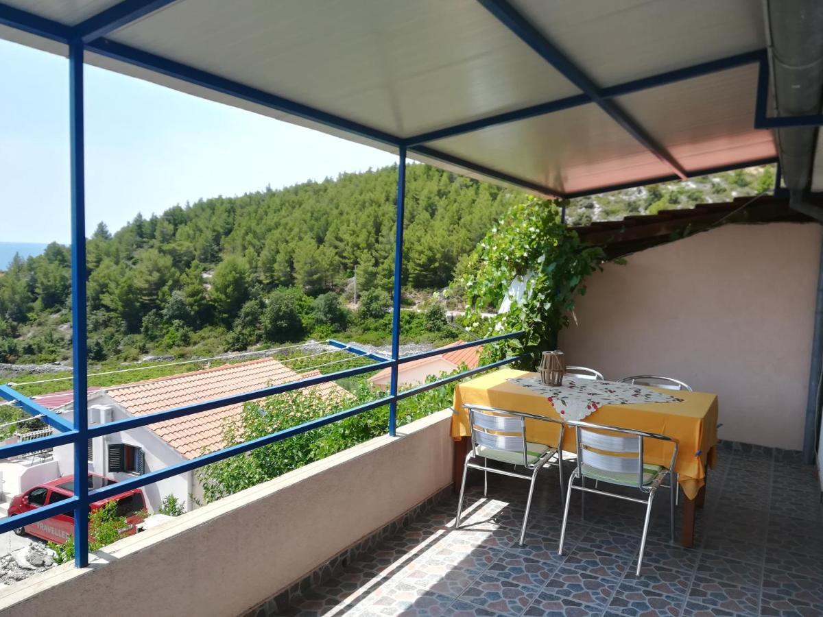 Apartments With A Parking Space Ivan Dolac, Hvar - 8797 Exterior foto