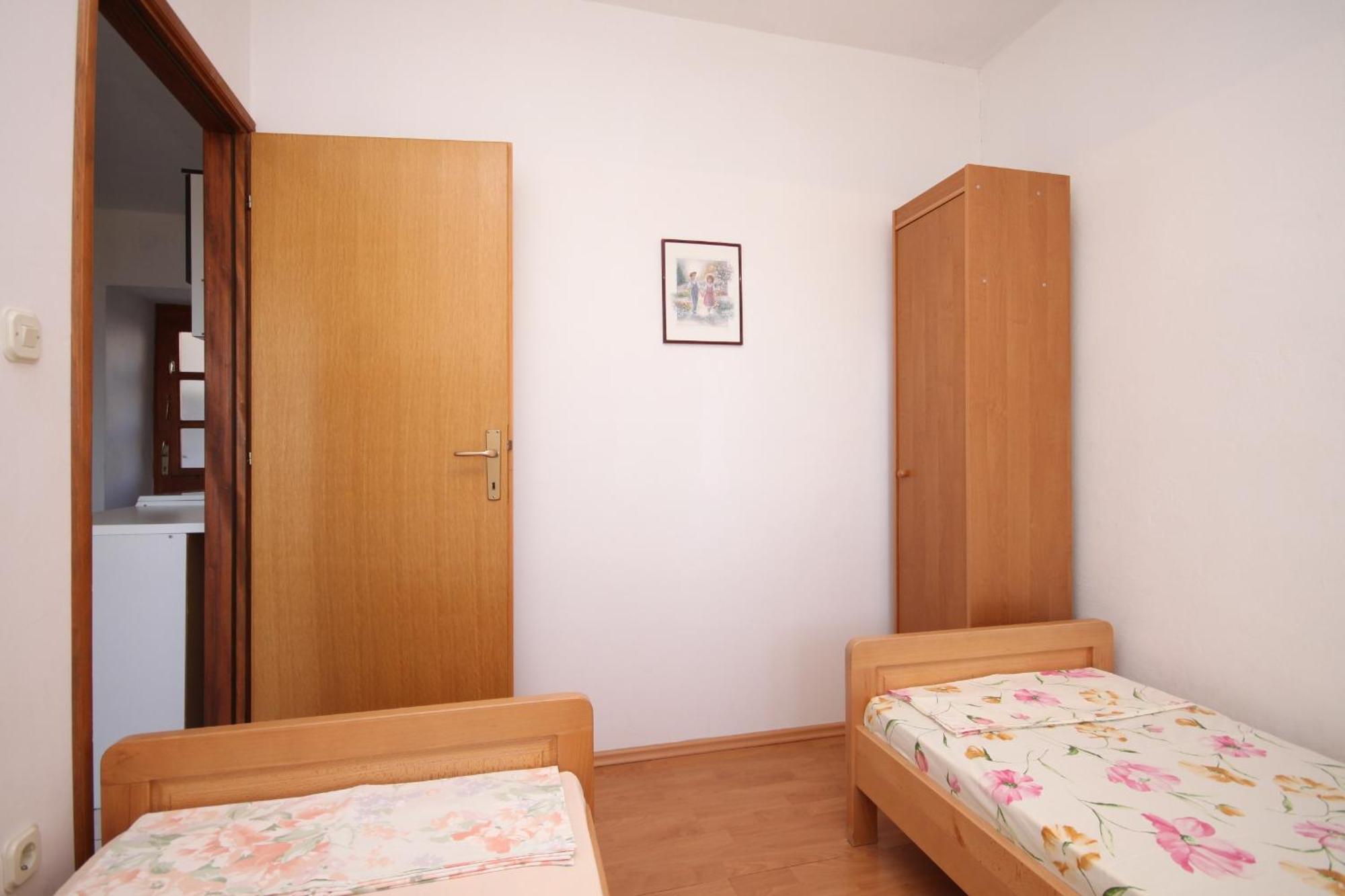 Apartments With A Parking Space Ivan Dolac, Hvar - 8797 Quarto foto